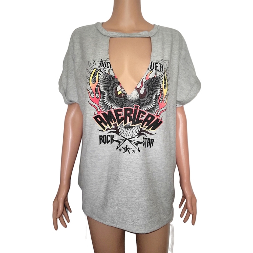 Grey short sleeve V neck shirt